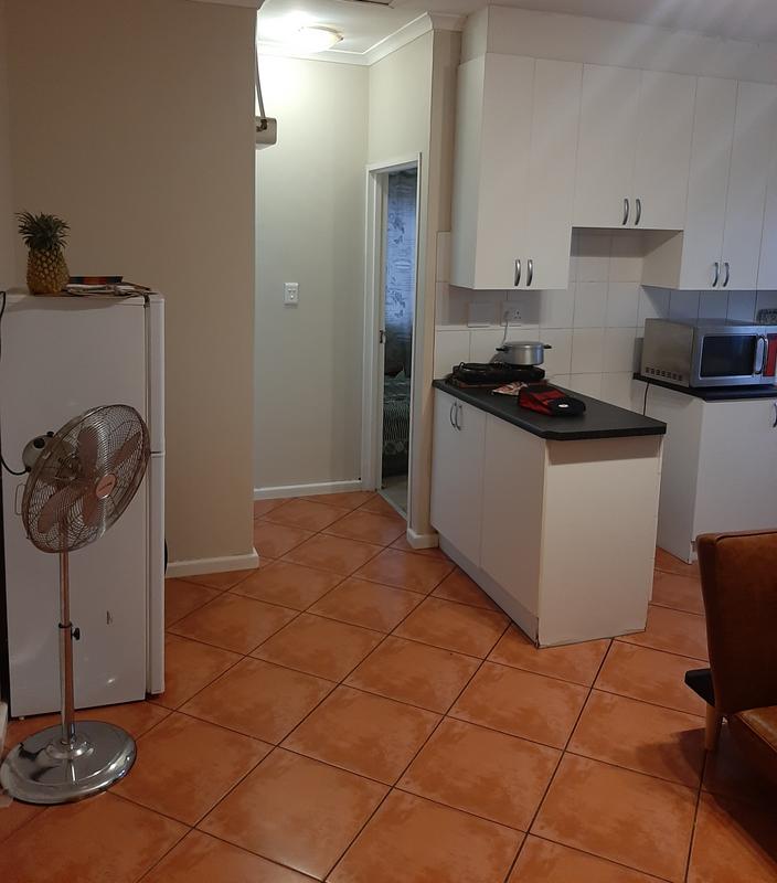 To Let 1 Bedroom Property for Rent in Goodwood Central Western Cape